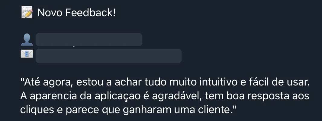 Screenshot do feedback de uma designer UX/UI sobre a Shelf